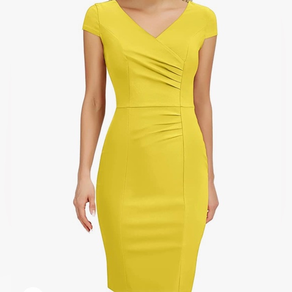 💰1950's Vintage V Neck Ruched Sheath Formal Pencil Dress! Beautiful red! - Picture 2 of 6